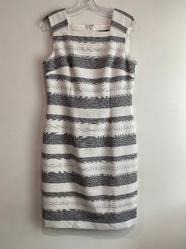 Dress Casual Midi By Preston And New York  Size: M