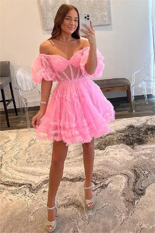 Off Shoulder A-line Sweetheart Mini Tulle Homecoming Dresses Short Puffy Sleeve Prom Dress Tiered Ruffles Cocktail Party Gowns