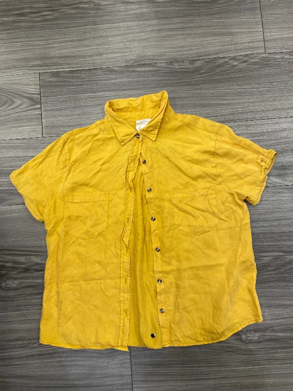 Blouse Short Sleeve By Harper In Yellow, Size: S