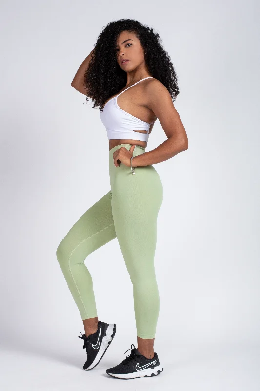 CORE SCRUNCH LEGGINGS - SAGE GREEN